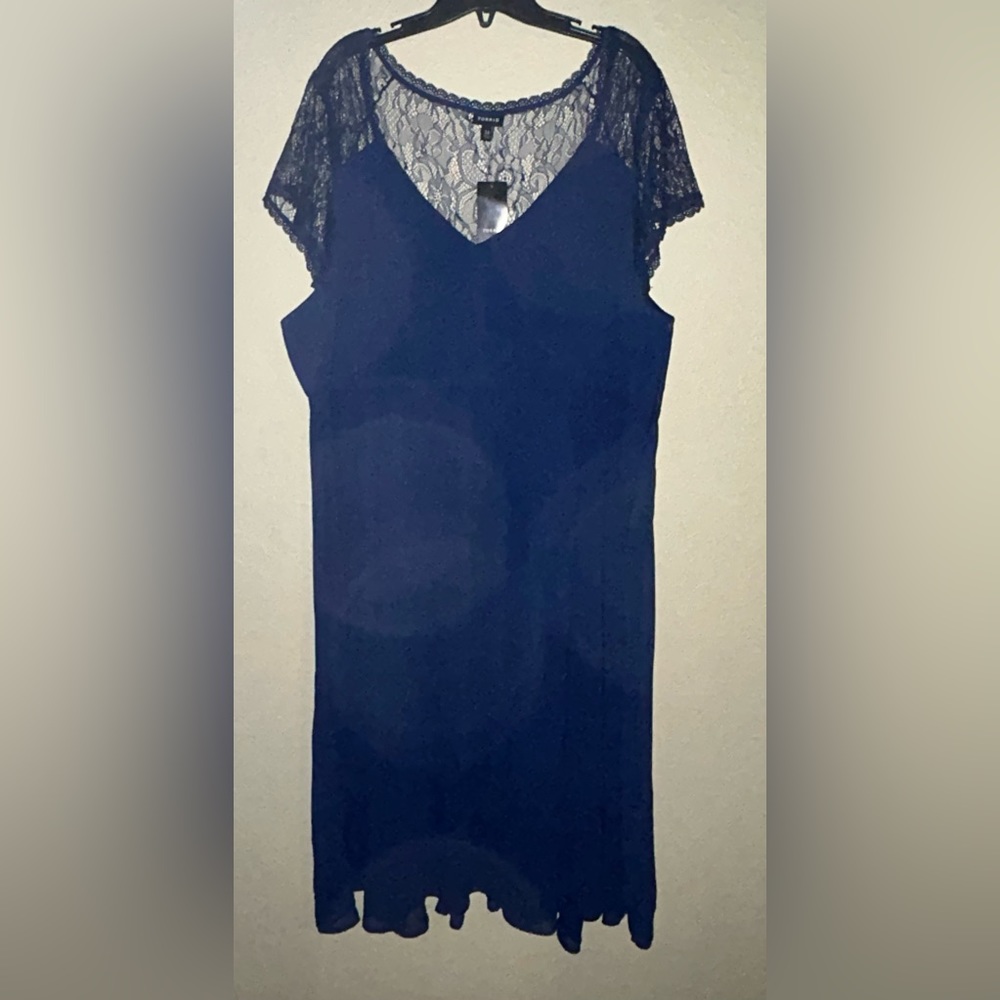 Torrid navy chiffon ss lace yoke midi dress - Picture 8 of 12